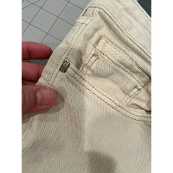 Pilcro and the Letterpress cream colored slim jeans, size 29 - Picture 7 of 7